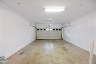 2250 E Deer Valley Rd, Phoenix, AZ 85024 - Photo 11