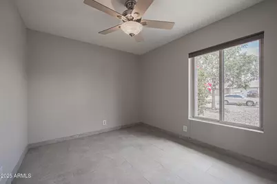 542 W Pampa Avenue, Mesa, AZ 85210 - Photo 15