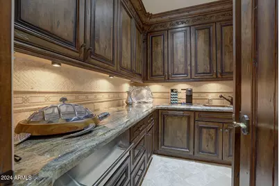 6519 E Malcomb Drive, Paradise Valley, AZ 85253 - Photo 11