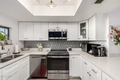 1401 E Puget Avenue #4, Phoenix, AZ 85020 - Photo 3