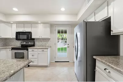 5720 E Le Marche Avenue, Scottsdale, AZ 85254 - Photo 13