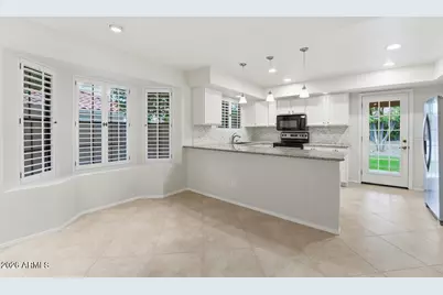 5720 E Le Marche Avenue, Scottsdale, AZ 85254 - Photo 9