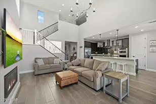 25282 N 164th Dr, Surprise, AZ 85387 - Photo 9