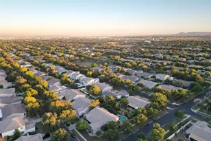 2860 E Lexington Ct, Gilbert, AZ 85234 - Photo 31