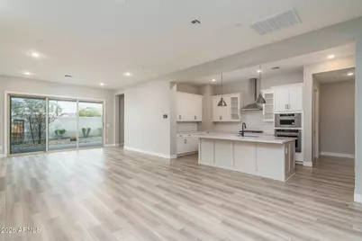 14058 W Hubbell Street, Goodyear, AZ 85395 - Photo 3