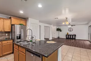 959 W Desert Hills Dr, San Tan Valley, AZ 85143 - Photo 15