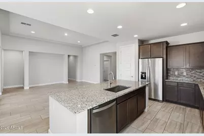 18256 W Thunderhill Place, Goodyear, AZ 85338 - Photo 7