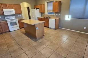 21140 E Calle De Flores Dr, Queen Creek, AZ 85142 - Photo 3