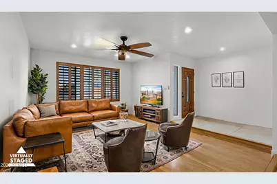 6233 W Desert Hills Drive, Glendale, AZ 85304 - Photo 9