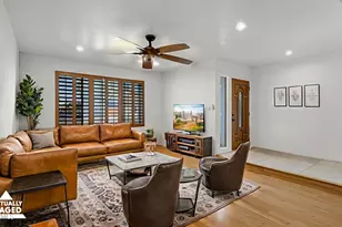 6233 W Desert Hills Dr, Glendale, AZ 85304 - Photo 9