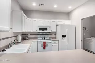 11360 E Keats Ave, Mesa, AZ 85209 - Photo 17