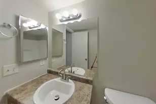 904 W Yale Dr, Tempe, AZ 85283 - Photo 9