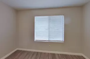 904 W Yale Dr, Tempe, AZ 85283 - Photo 11