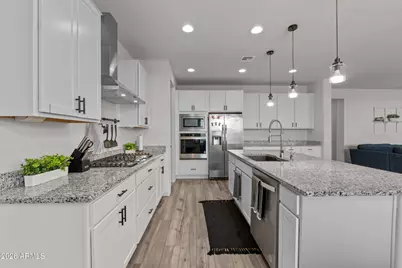 22978 E Pummelos Road, Queen Creek, AZ 85142 - Photo 9