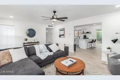 4511 N 31st Place, Phoenix, AZ 85016 - Photo 3