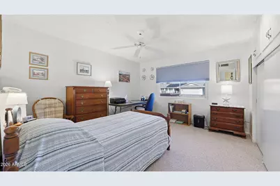 10631 W Roundelay Circle, Sun City, AZ 85351 - Photo 33