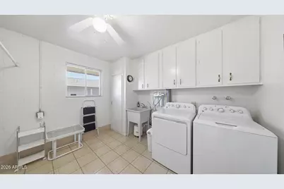 10631 W Roundelay Circle, Sun City, AZ 85351 - Photo 35