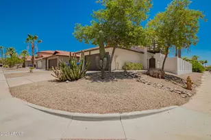 9411 S 45th Pl, Phoenix, AZ 85044 - Photo 3