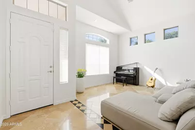 66 E Julian Drive, Gilbert, AZ 85295 - Photo 11