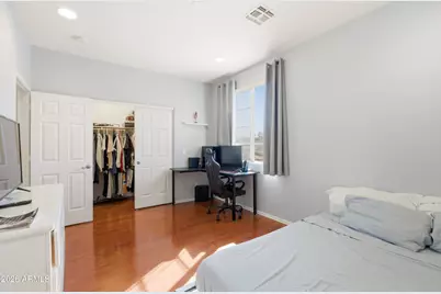 66 E Julian Drive, Gilbert, AZ 85295 - Photo 47