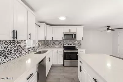 240 N Monte Vista Street, Chandler, AZ 85225 - Photo 23