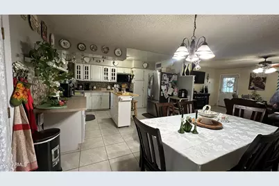 6108 W Pinchot Avenue, Phoenix, AZ 85033 - Photo 17