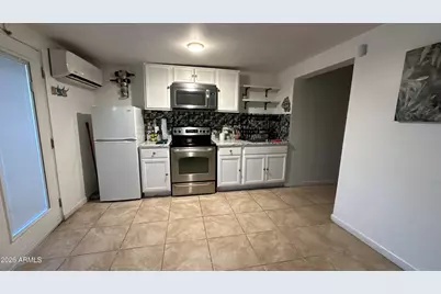 6108 W Pinchot Avenue, Phoenix, AZ 85033 - Photo 47