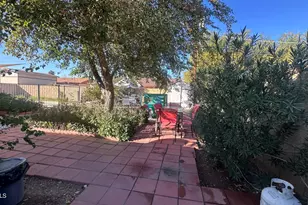 6108 W Pinchot Ave, Phoenix, AZ 85033 - Photo 9