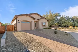 796 N Don Frank Ln, Wickenburg, AZ 85390 - Photo 1