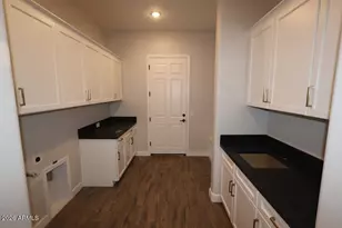 20705 W Berridge Ln, Buckeye, AZ 85396 - Photo 5