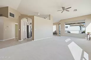 6329 S Sandtrap Dr, Gold Canyon, AZ 85118 - Photo 9