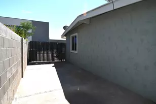 3018 W Hazelwood St, Phoenix, AZ 85017 - Photo 11