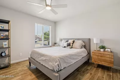 13842 N 40th Avenue, Phoenix, AZ 85053 - Photo 11