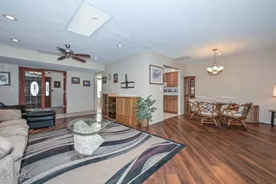 10734 W El Capitan Circle, Sun City, AZ 85351 - Photo 17