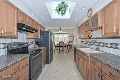 10734 W El Capitan Circle, Sun City, AZ 85351 - Photo 3