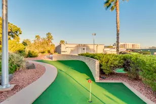 10030 W Royal Oak Rd, Sun City, AZ 85351 - Photo 13