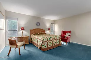 9705 W Oak Ridge Dr, Sun City, AZ 85351 - Photo 11