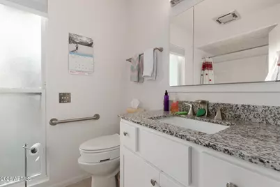 9705 W Oak Ridge Drive, Sun City, AZ 85351 - Photo 13