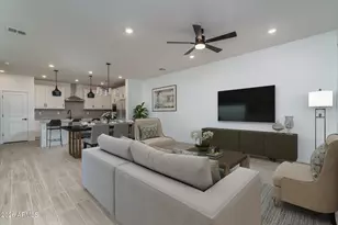 13472 N 157th Ln, Surprise, AZ 85379 - Photo 5