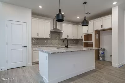 13472 N 157th Lane, Surprise, AZ 85379 - Photo 3