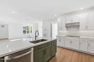 2121 W Sonoran Desert Dr, Phoenix, AZ 85085 - Photo 9