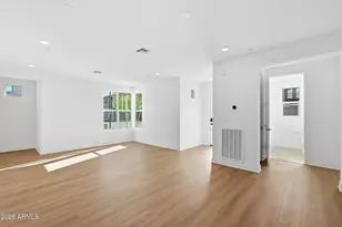 2121 W Sonoran Desert Dr, Phoenix, AZ 85085 - Photo 9