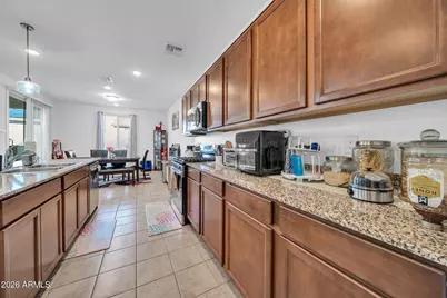 17432 W Lupine Avenue, Goodyear, AZ 85338 - Photo 9