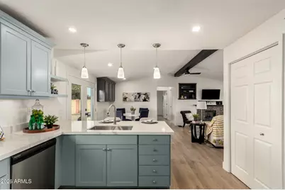 18238 N 2nd Place, Phoenix, AZ 85022 - Photo 15