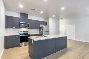 17444 N 32nd St, Phoenix, AZ 85032 - Photo 9