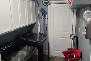 1443 E Pepper Pl Pl, Mesa, AZ 85203 - Photo 9