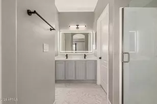 3423 E Lance Ln, Phoenix, AZ 85018 - Photo 23