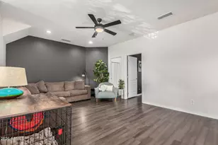 3423 E Lance Ln, Phoenix, AZ 85018 - Photo 13