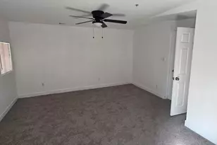 3347 E Windsor Ave, Phoenix, AZ 85008 - Photo 13