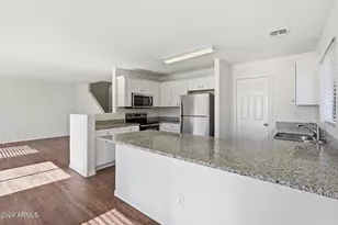 11319 W Mariposa Dr, Phoenix, AZ 85037 - Photo 15